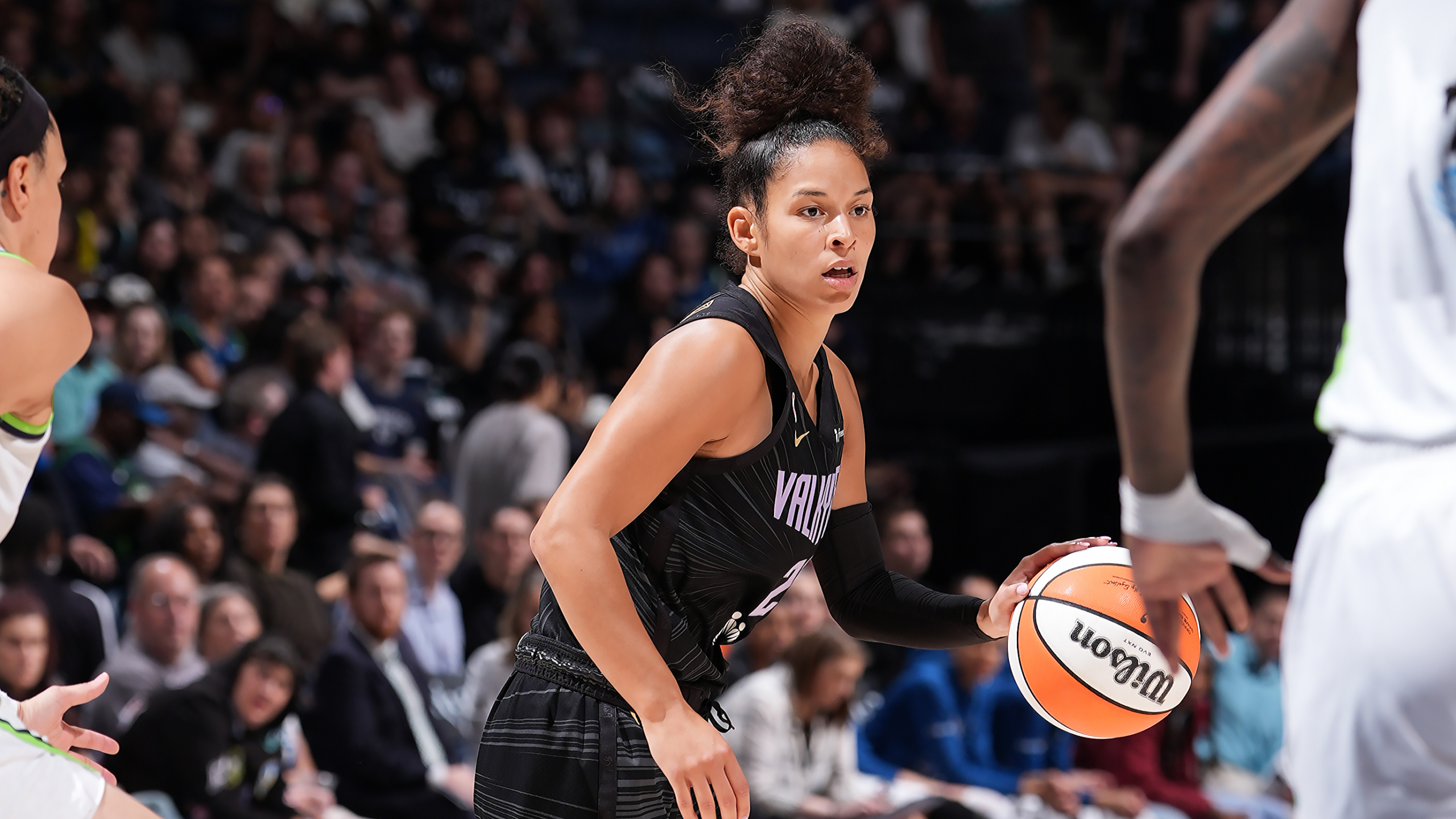 Highlights: Veronica Burton 14 PTS, 9 AST, 5 STL vs. Minnesota Lynx